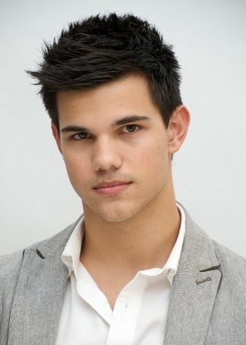 Taylor Lautner Haircut 2025 Name, Color