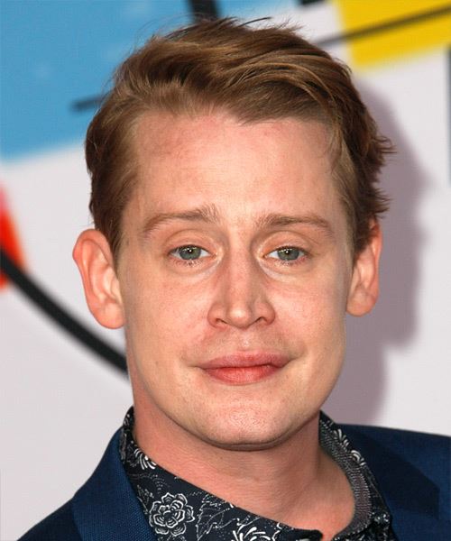 Macaulay Culkin Hairstyle 2025 Pictures