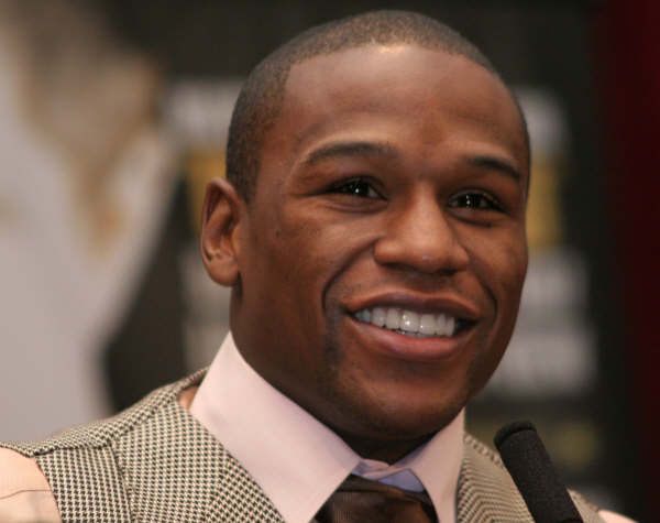 Floyd Mayweather Haircut 2025 Pics